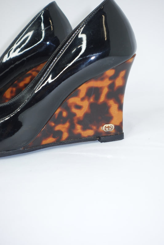 Gucci Tortoise Shell Open Toe Patent Leather Black Vintage Heels
