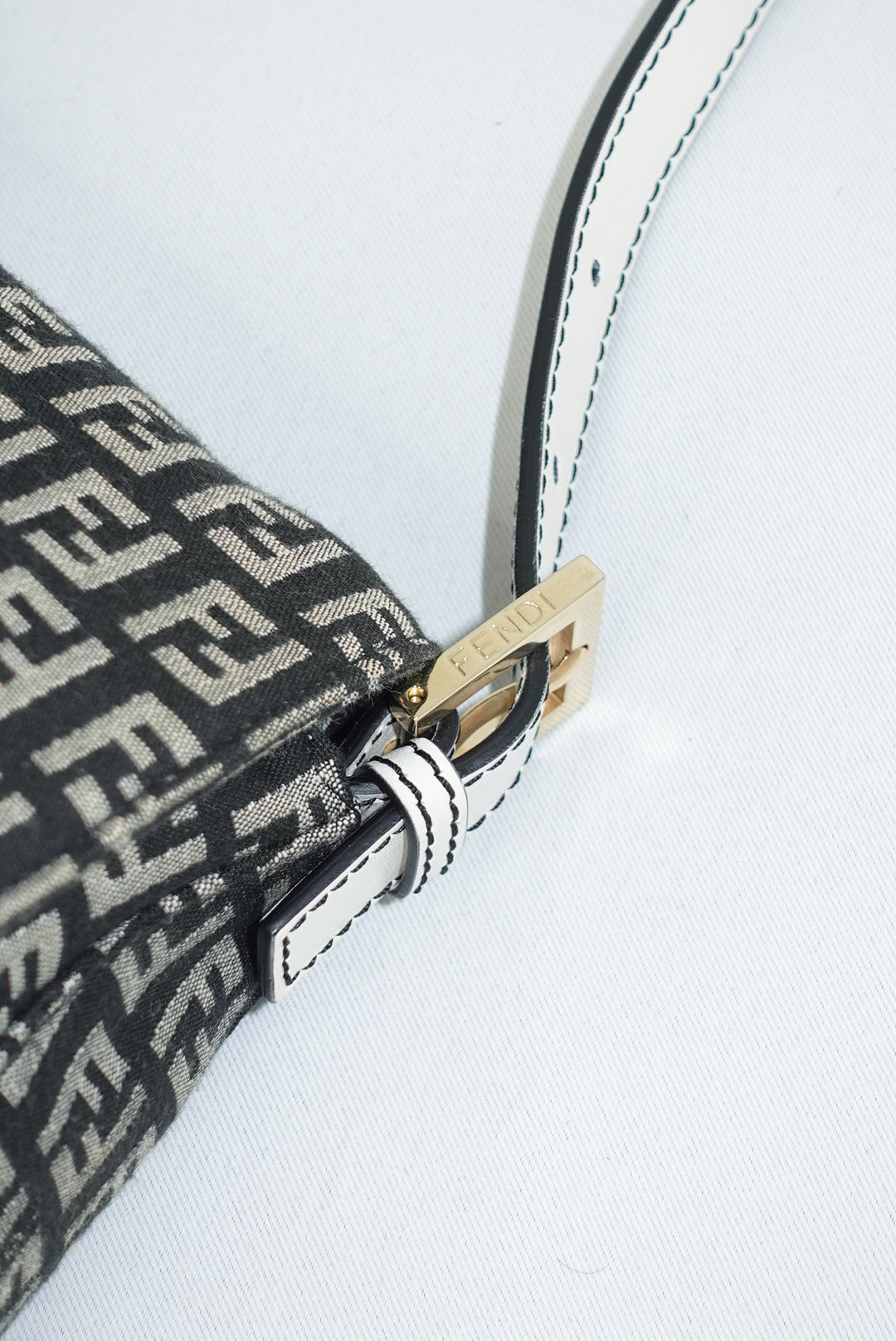 Fendi Mamma Baguette Zucchini B&W Canvas Monogram Vintage Bag