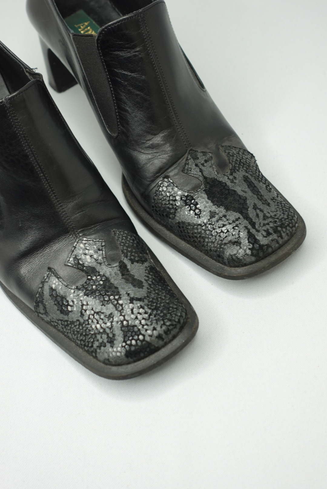 Vintage Square Toe Western Heels 39