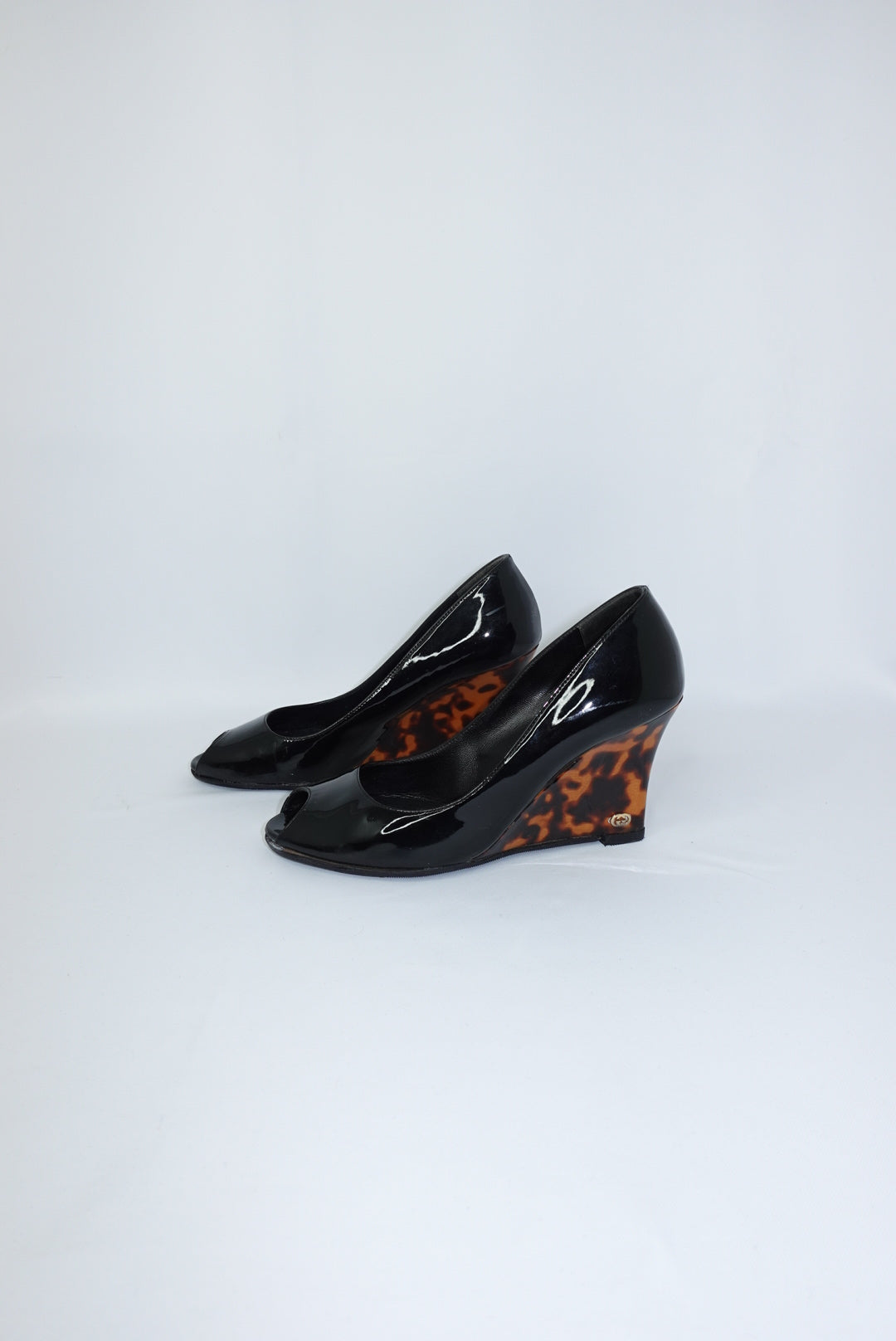 Gucci Tortoise Shell Open Toe Patent Leather Black Vintage Heels