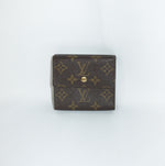  Classic Louis Vuitton folding wallet with card slots and coin pocket
