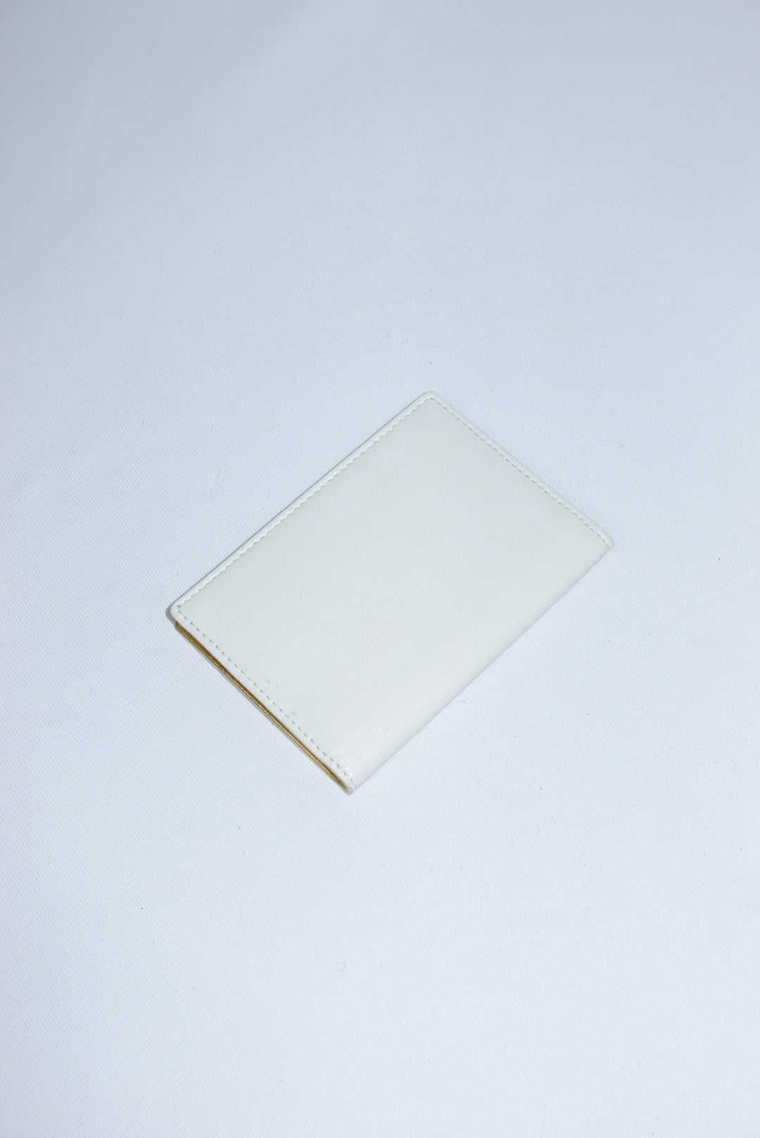 Loewe Vintage White CardHolder