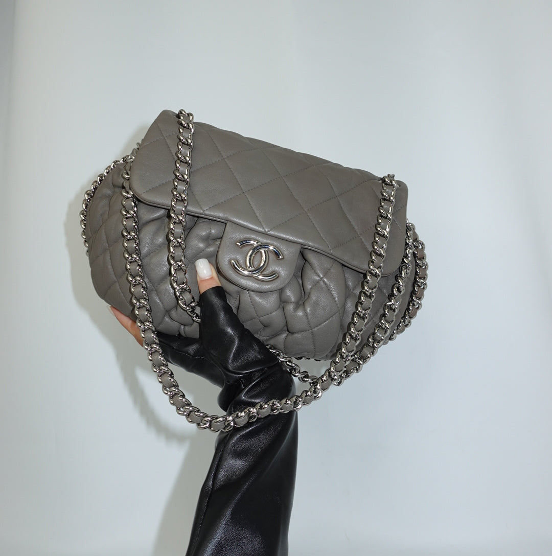 Vintage Chanel grey quilted leather bag with silver wrap around chain detail