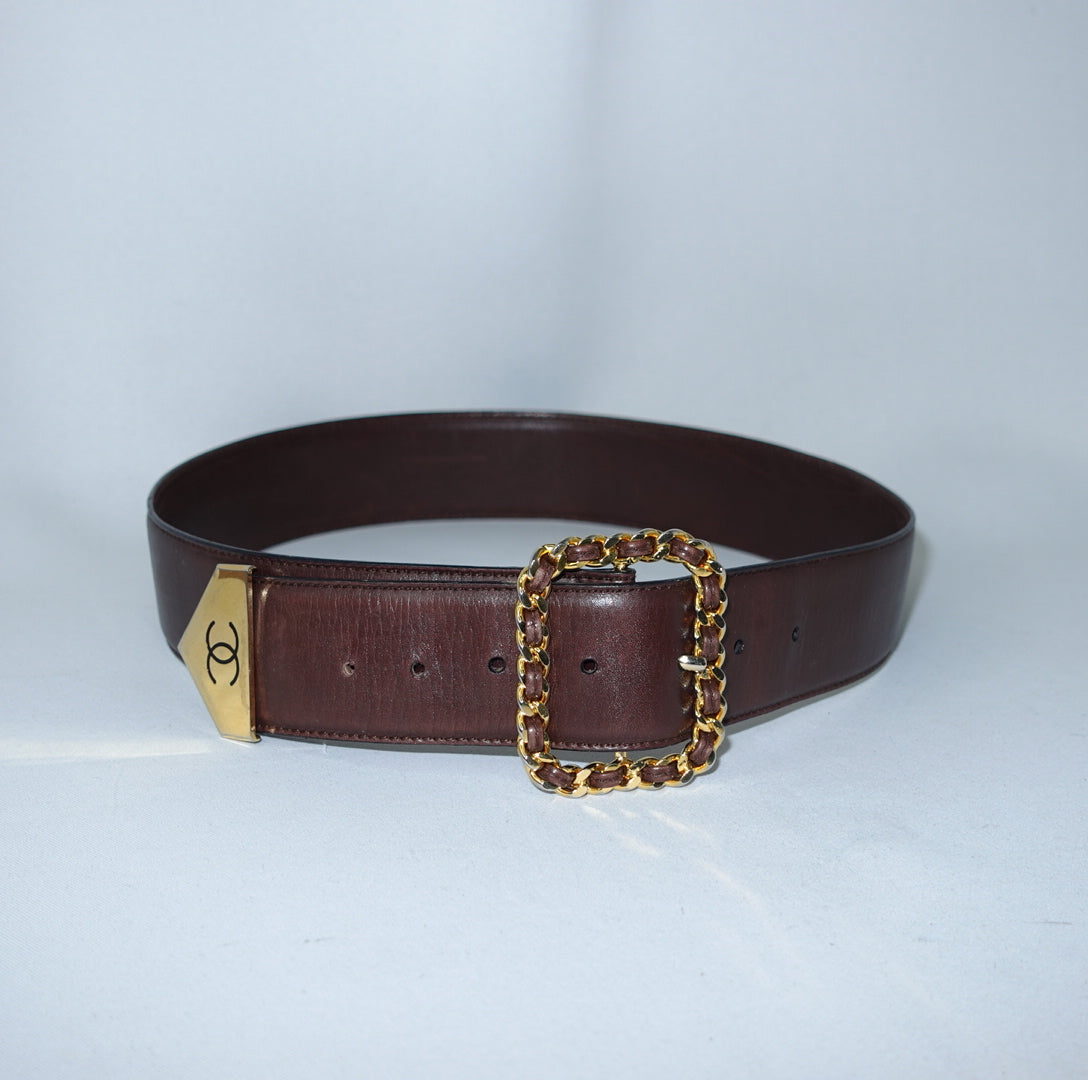 Chanel Vintage Chocolate Brown Leather Belt Gold CC