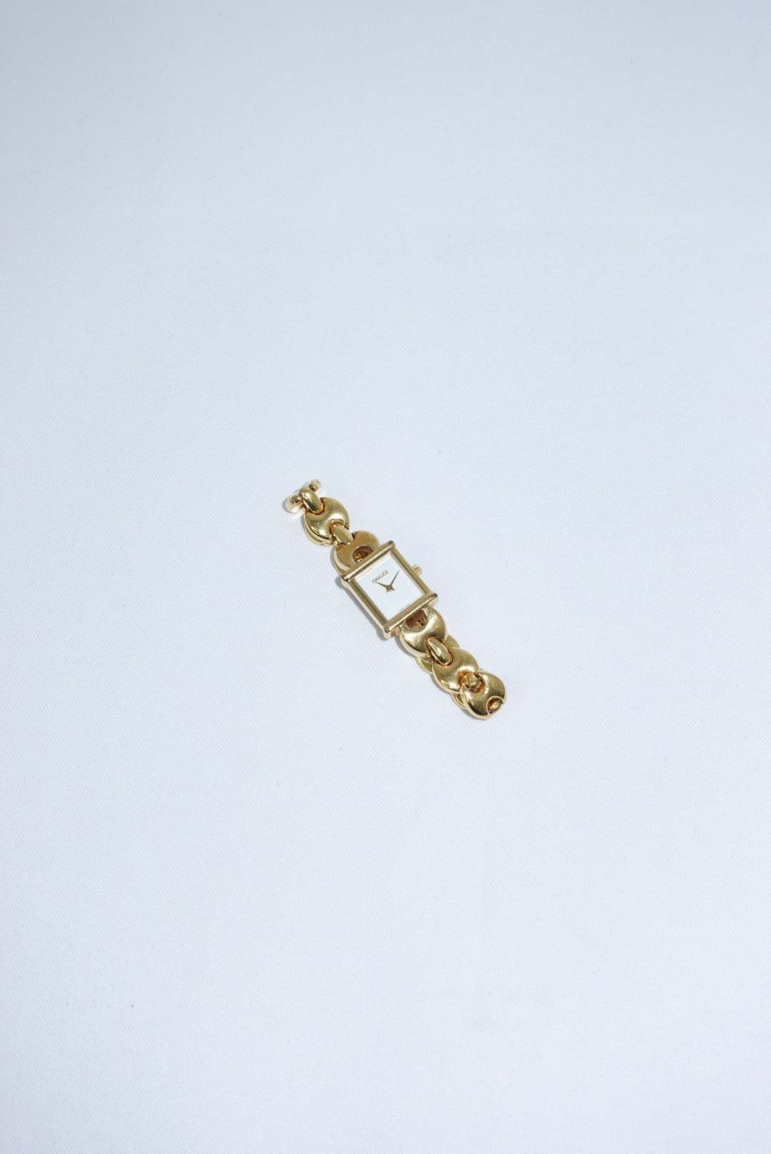 Gucci Vintage Horsebit Gold Toned Watch 1800L