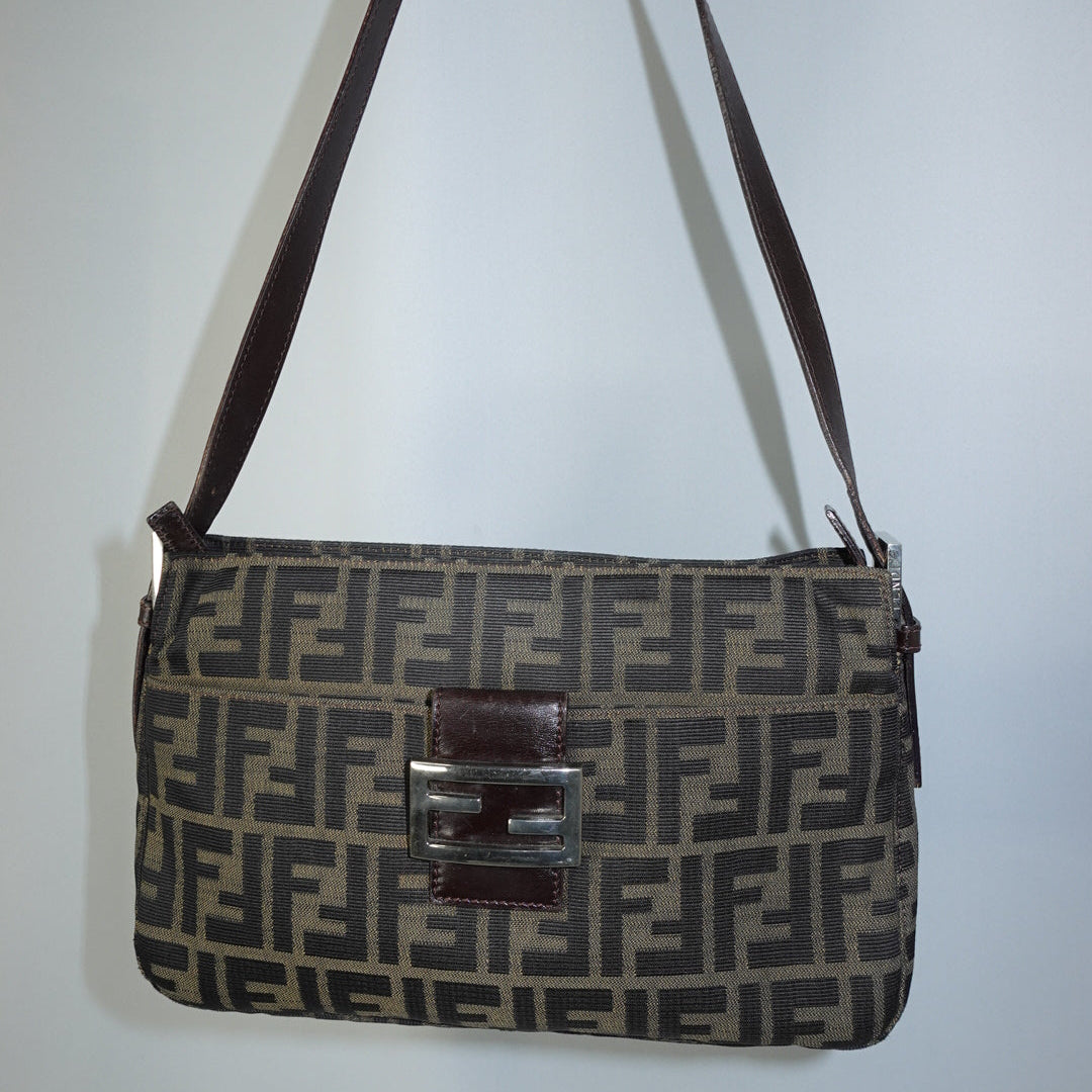 Fendi Baguette Tote Zucca