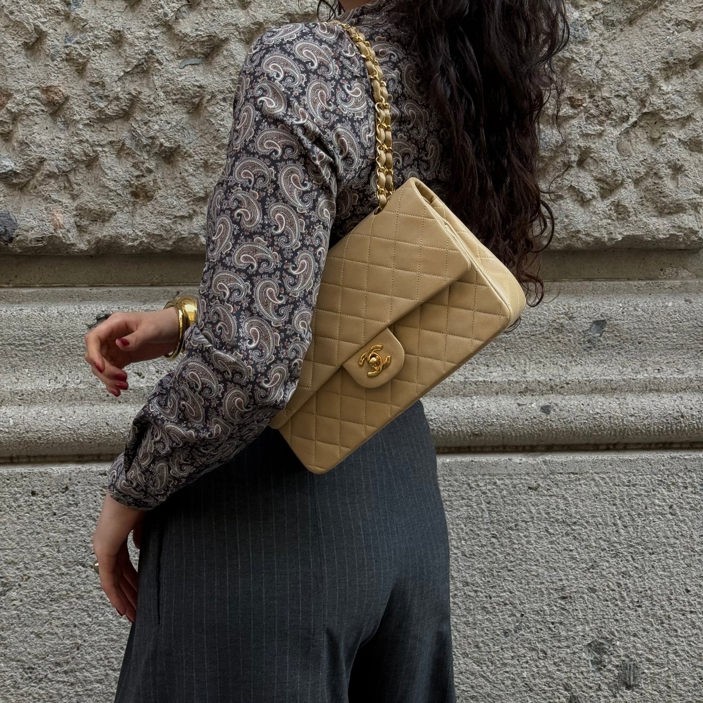 Chanel Timeless 25 Beige