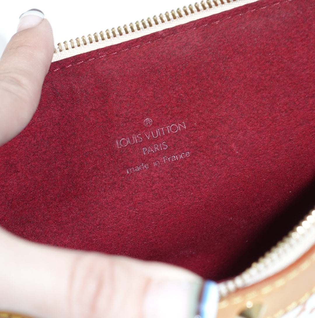 Louis Vuitton Murakami Pochette White Monogram Canvas