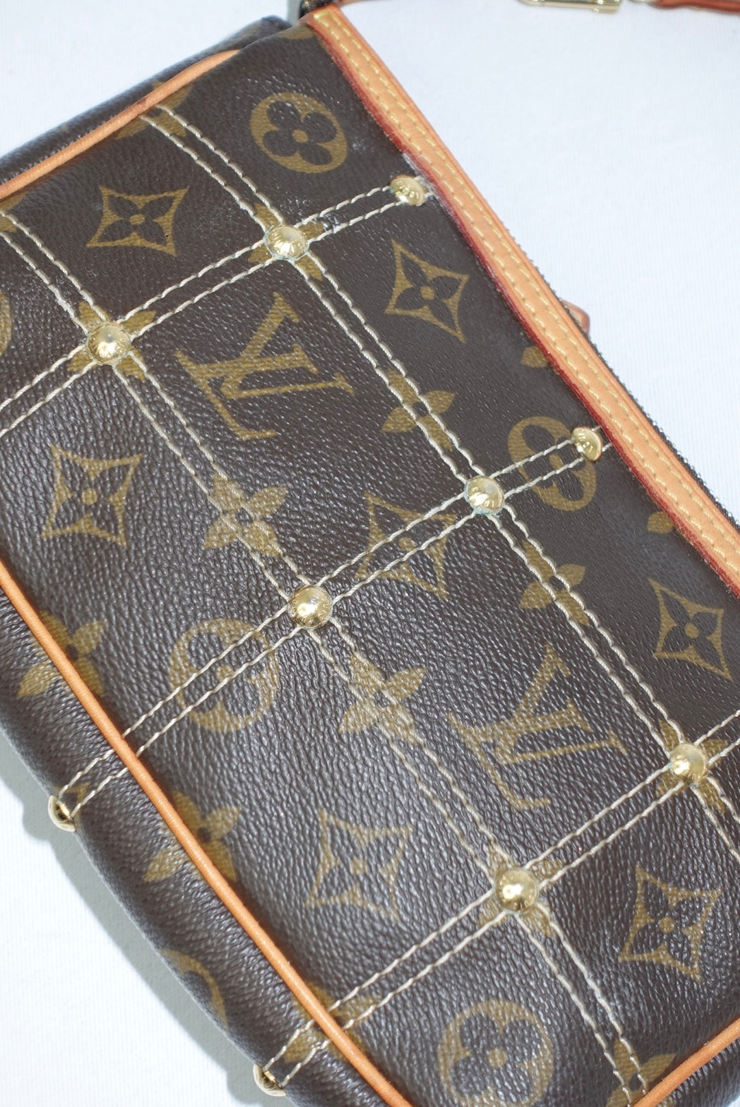 Louis Vuitton Vintage Limited Edition Pochette Monogram Marc Jacobs 2006