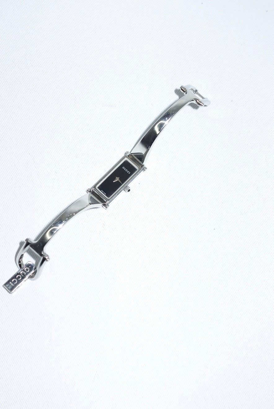 Gucci Vintage 1500L Horsebit Silver Watch With Black Dial