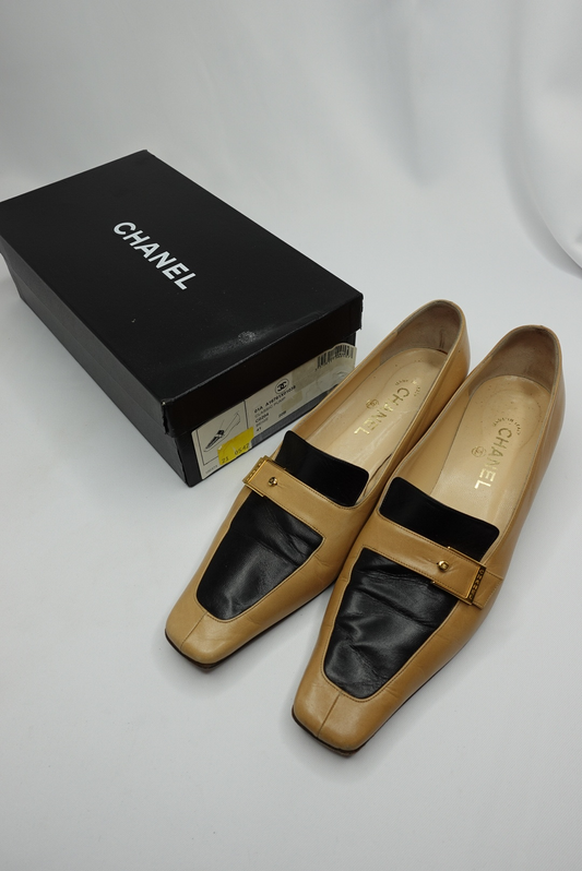 Chanel Vintage Loafers 41