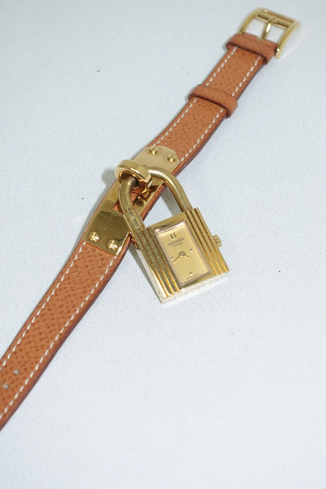 092. Hermès Kelly Vintage Watch with Camel Strap
