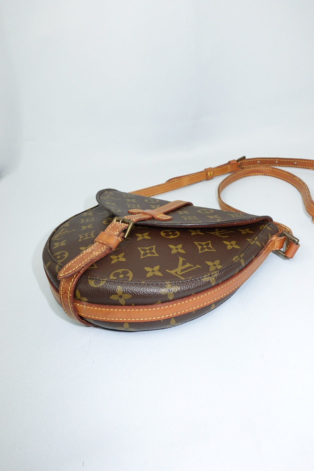Borsa a tracolla Louis Vuitton Bandolier Vintage Chantilly MM Monogram
