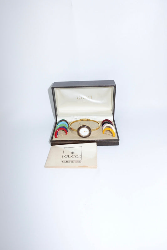 103. Gucci Bezel Gold Bracelet Vintage Watch