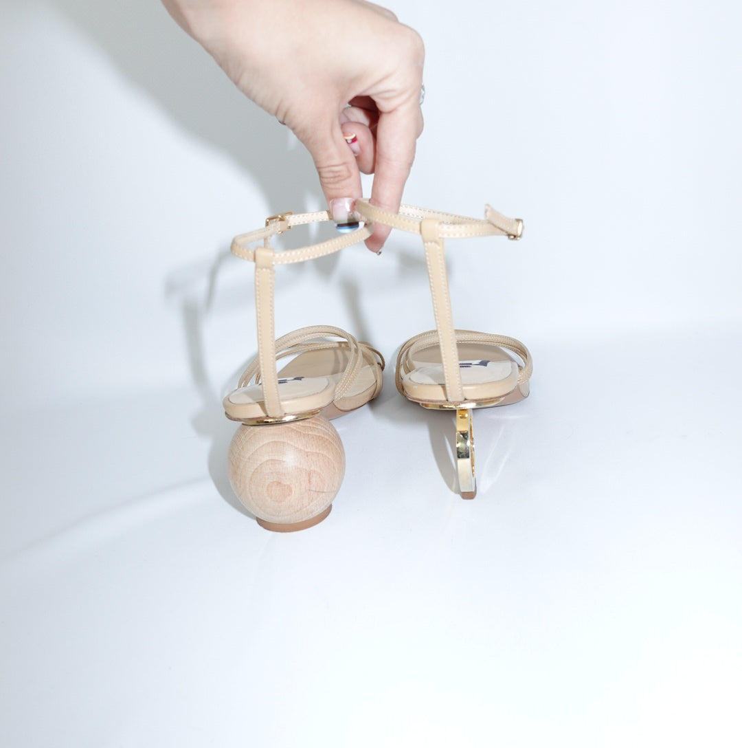 Jacquemus Beige Ball Heels 38