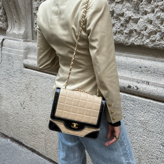 Chanel Vintage Timeless Classic Single Flap Black and Cream