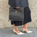 chanel vintage 31 black quilted lambskin bag
