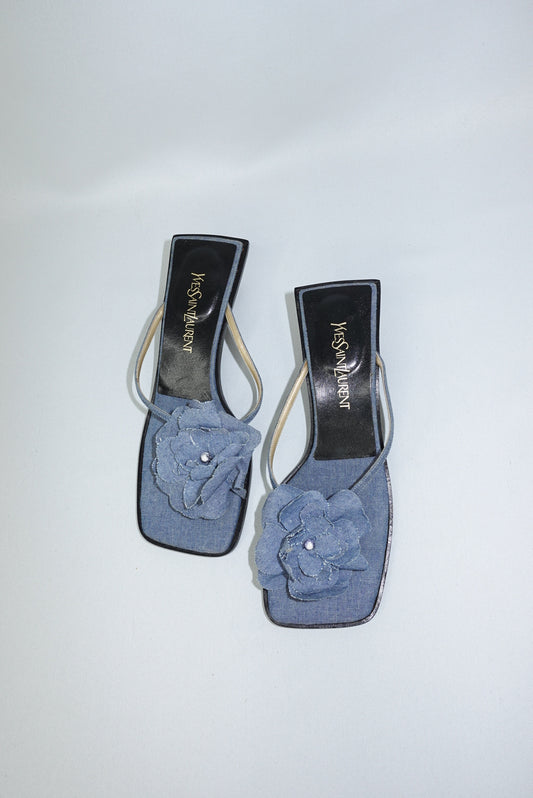 071. Yves Saint Laurent Denim Flower Sandals 37
