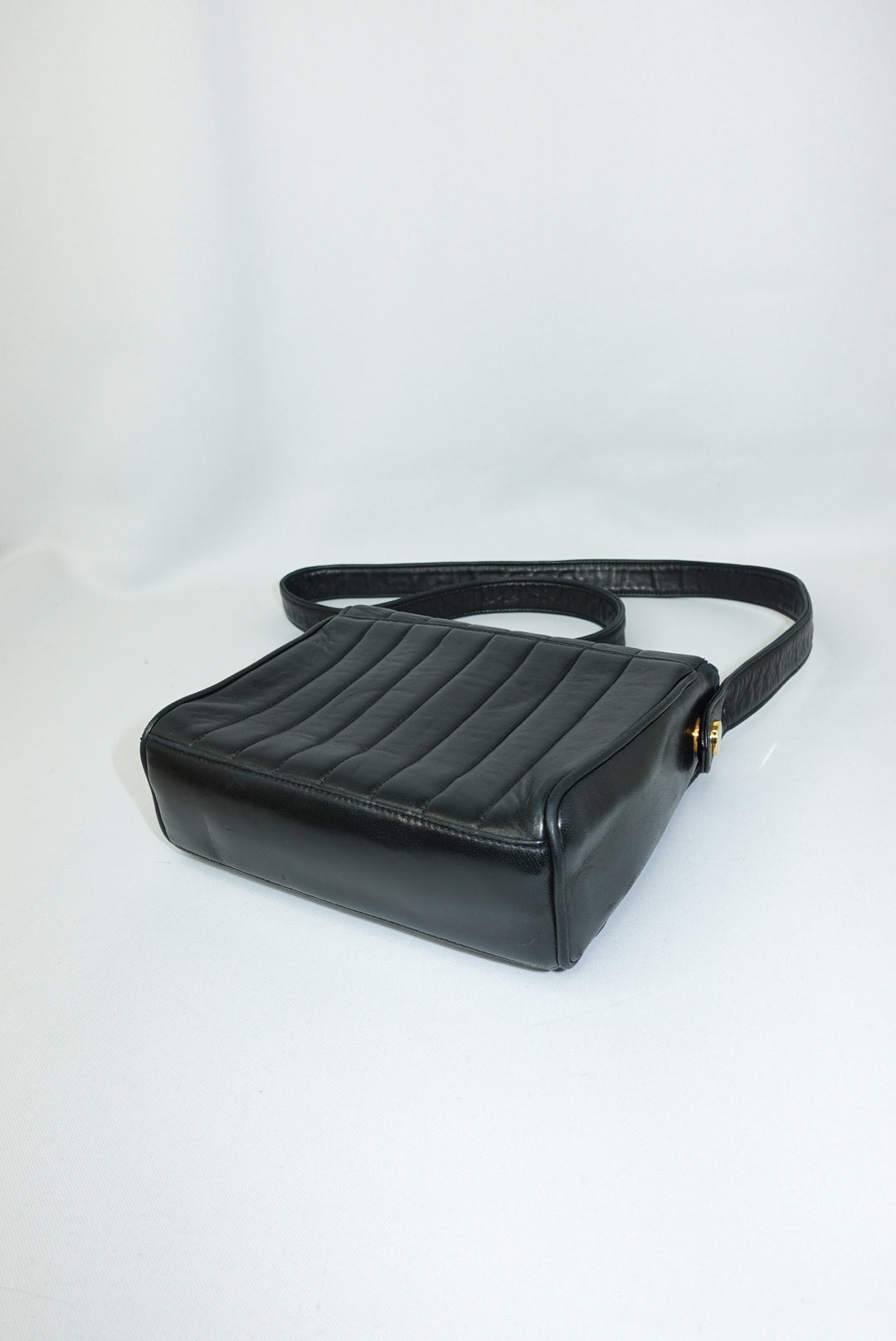 Borsa a tracolla Chanel Vintage in pelle di agnello trapuntata