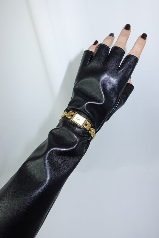 Gucci Vintage Horsebit Gold Toned Watch 1800L