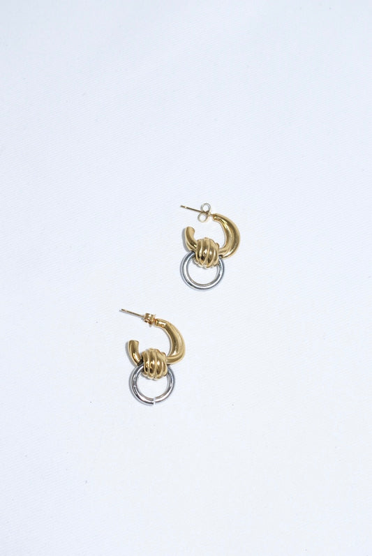 Knot Hoop Earrnings in Stainless Steel