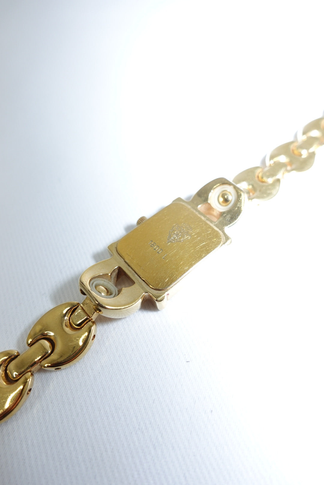 Gucci Vintage Horsebit Gold Toned Watch 1800L