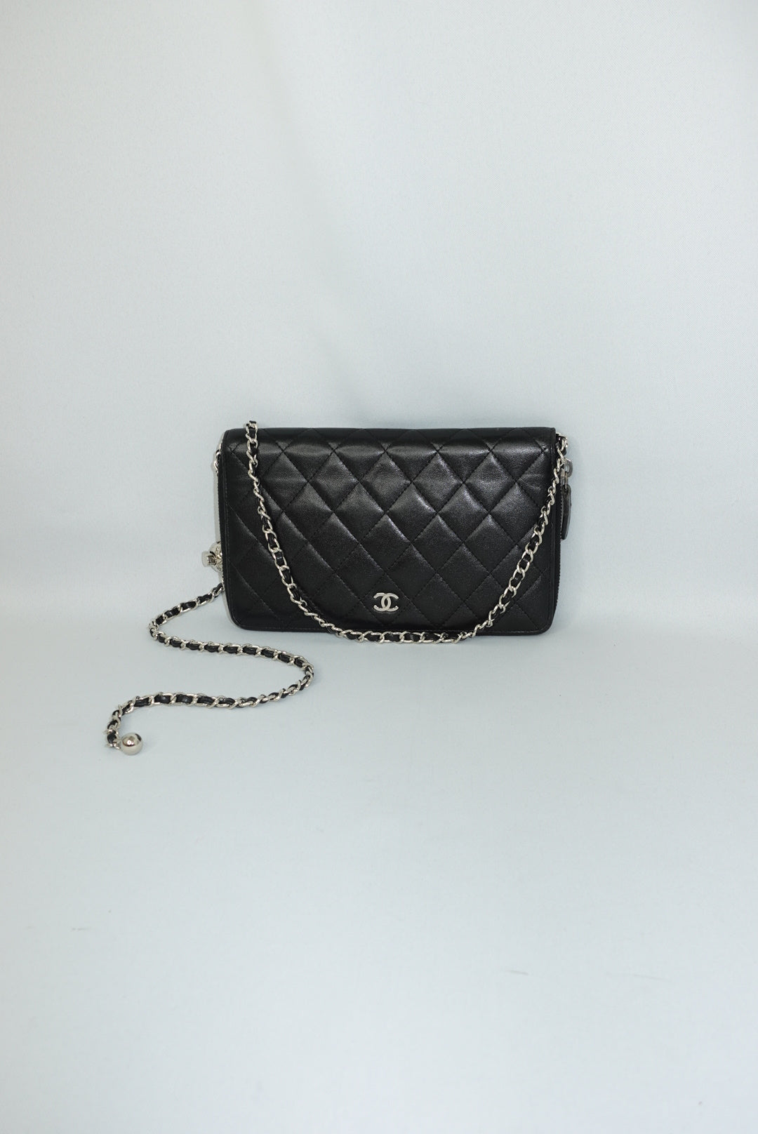 Chanel Timeless Re-Worked Zip Big Vintage Wallet with Chain Black