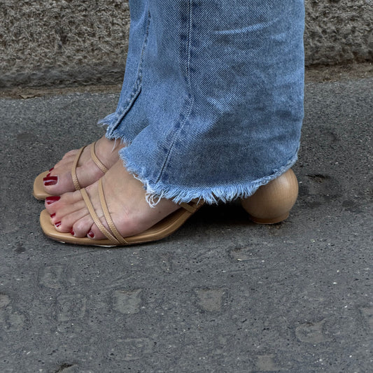 Jacquemus Beige Ball Heels 38