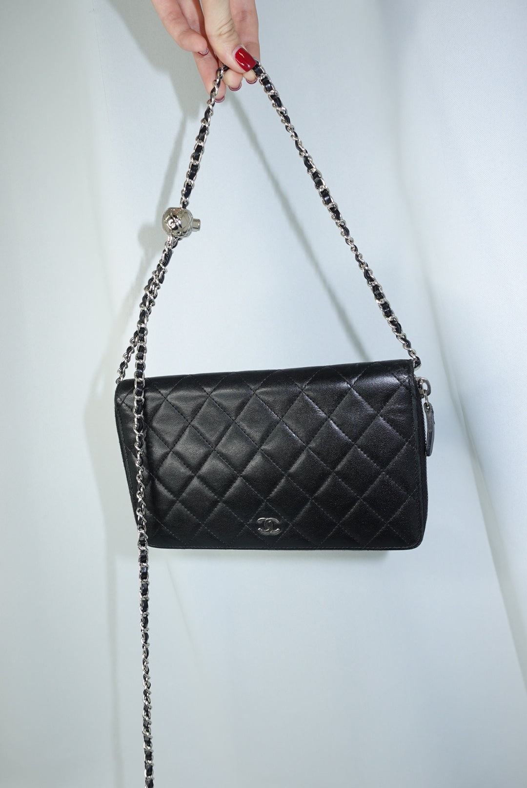Chanel Timeless Re-Worked Zip Big Vintage Wallet with Chain Black
