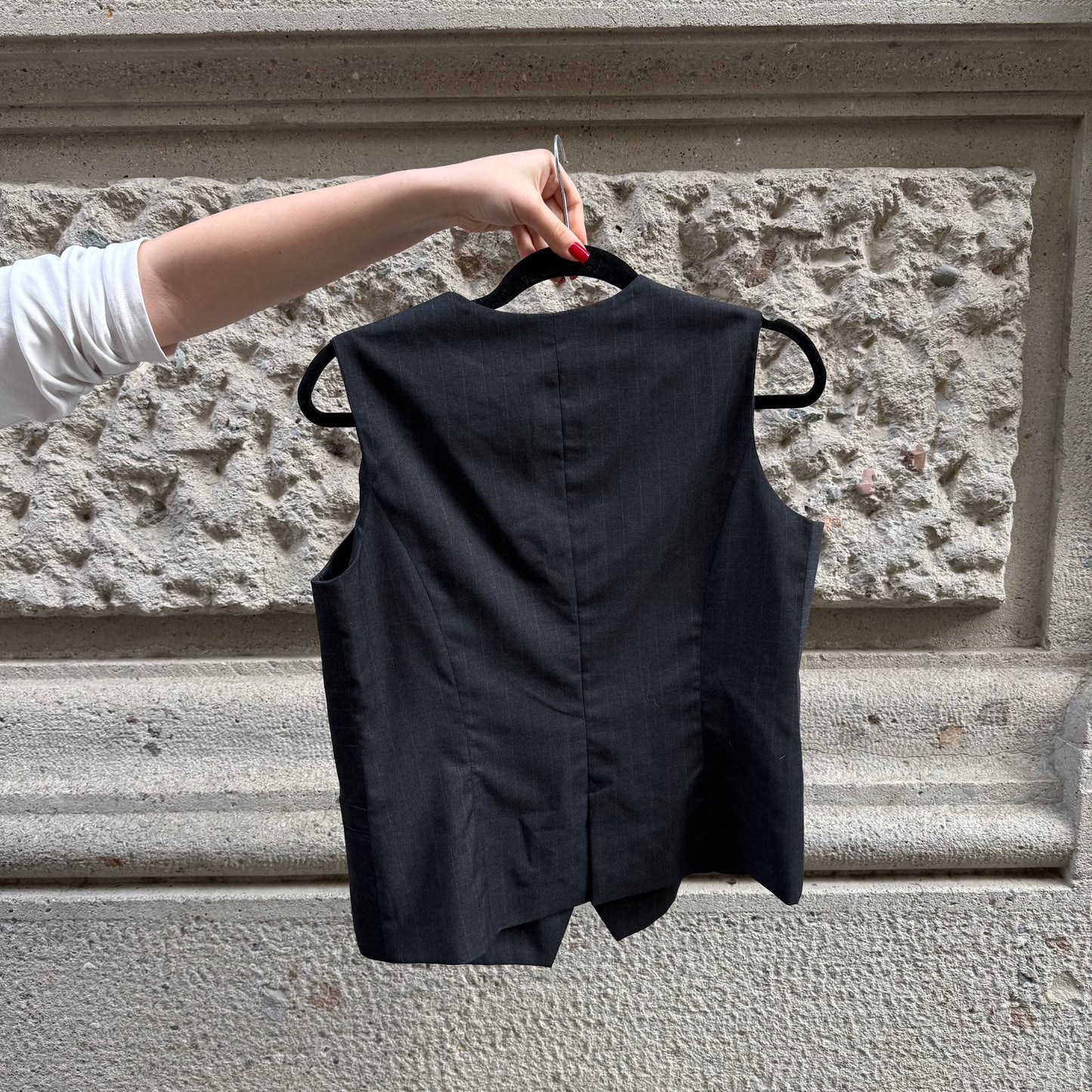 Completo pantaloni e gilet color carbone