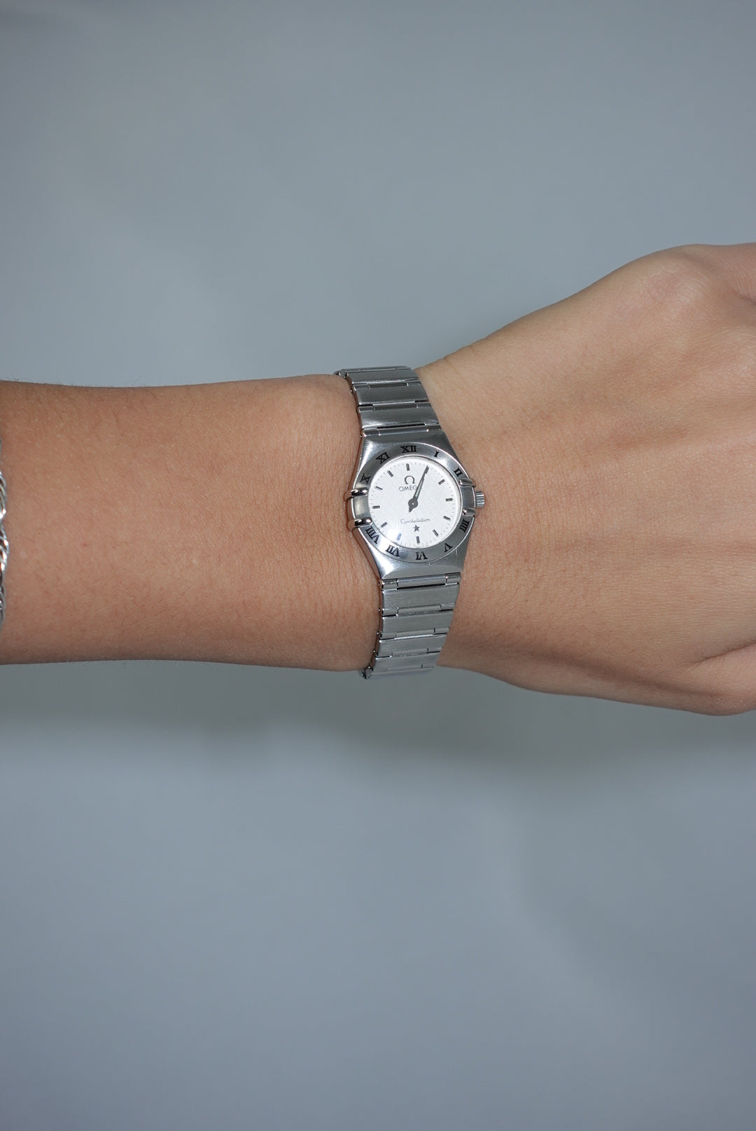 Orologio vintage Omega Constellation Mini Quarz color argento