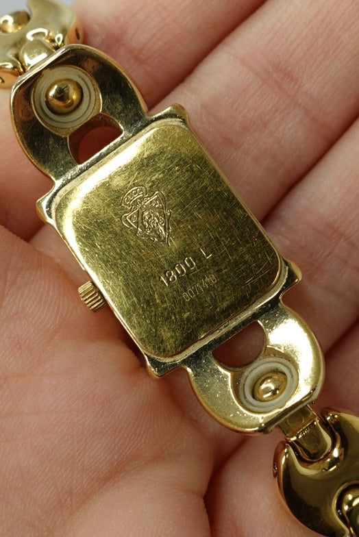 Gucci Vintage Horsebit Gold Toned Watch 1800L