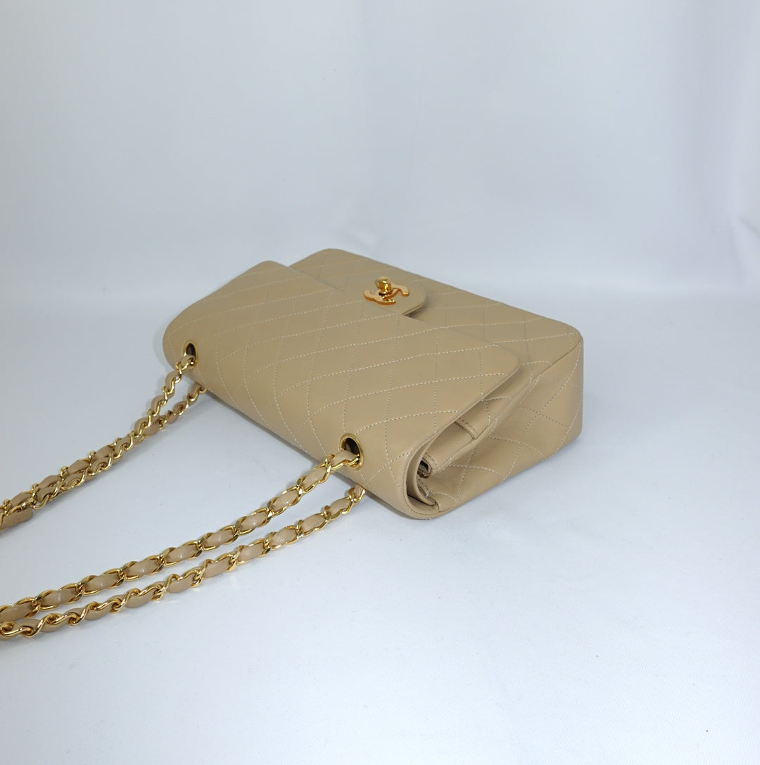 Chanel Timeless 25 Beige