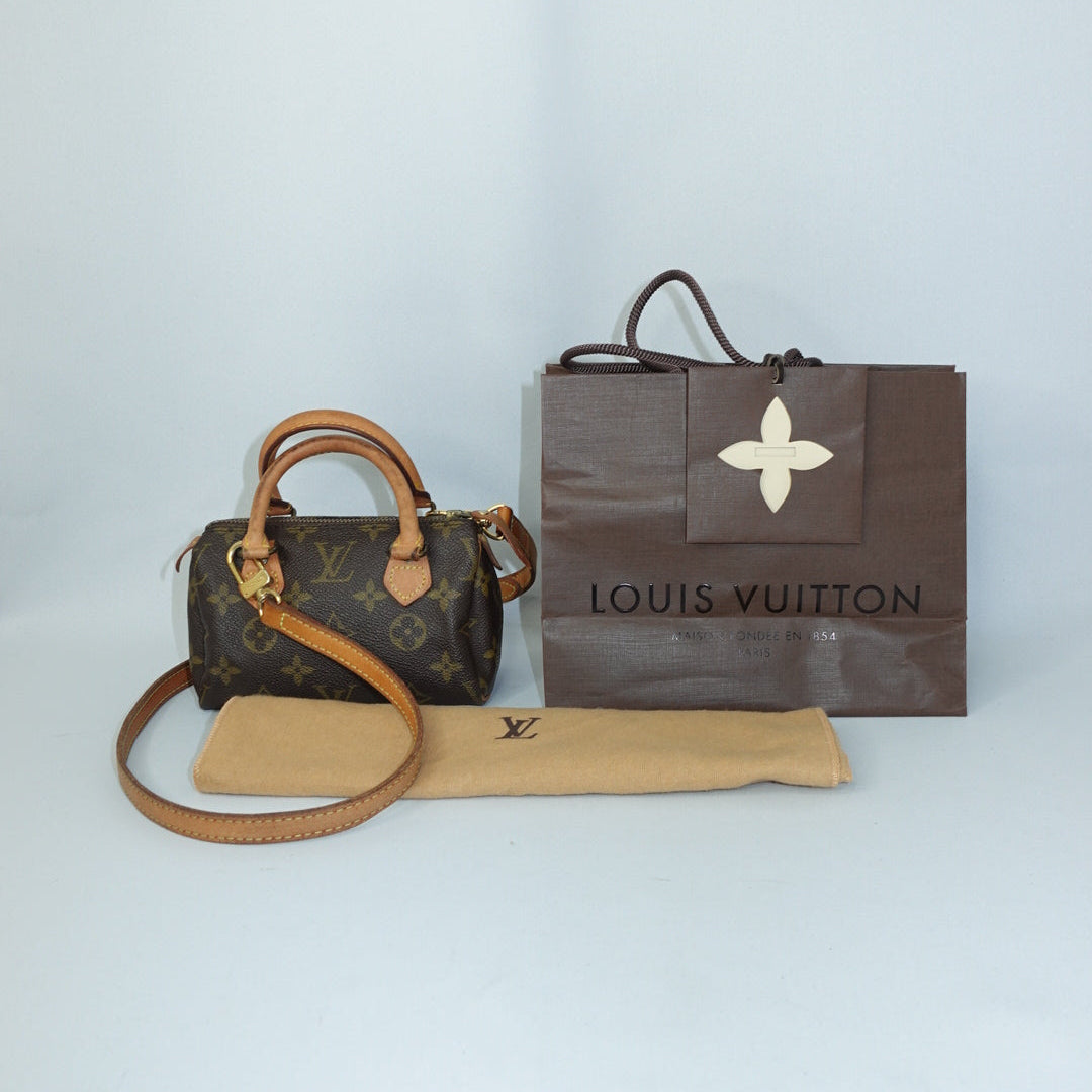 Louis Vuitton Nano Speedy Monogram con tracolla lunga