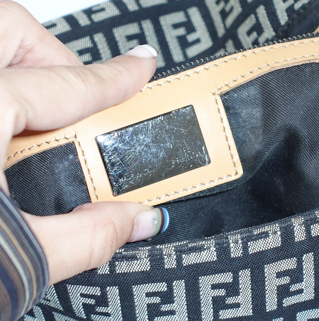 Fendi Mamma Black Baguette