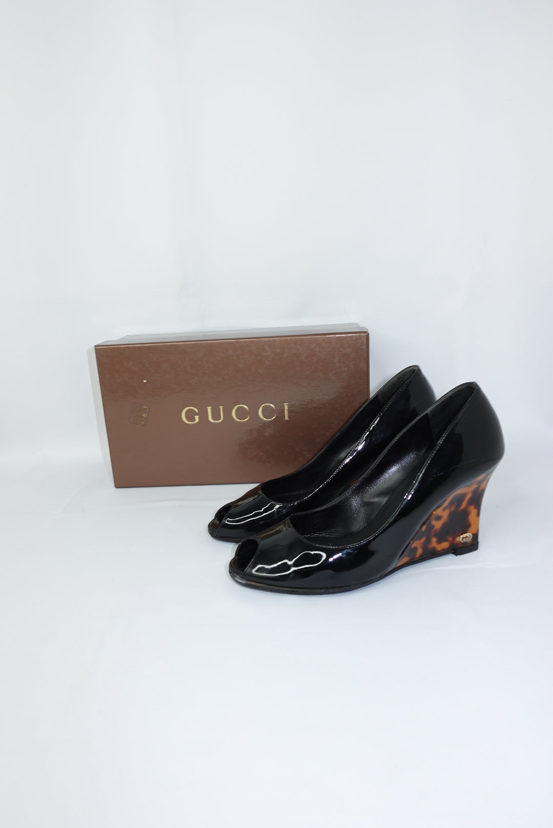 Gucci Tortoise Shell Open Toe Patent Leather Black Vintage Heels