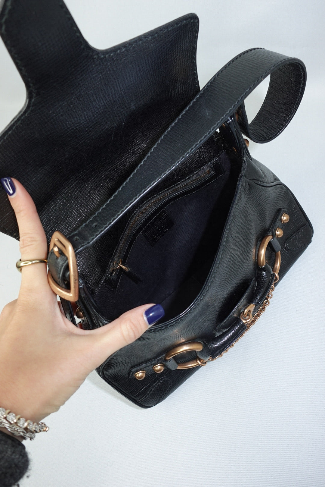 Gucci Vintage Horsebit Shoulder Bag in Black Leather