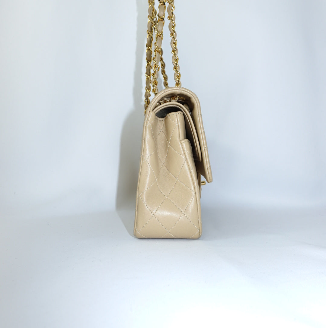 Chanel Timeless 25 Beige