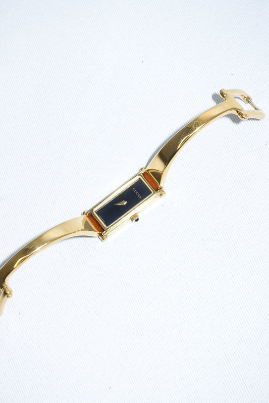 Gucci Vintage 1500L Horsebit Gold Watch With Black Dial