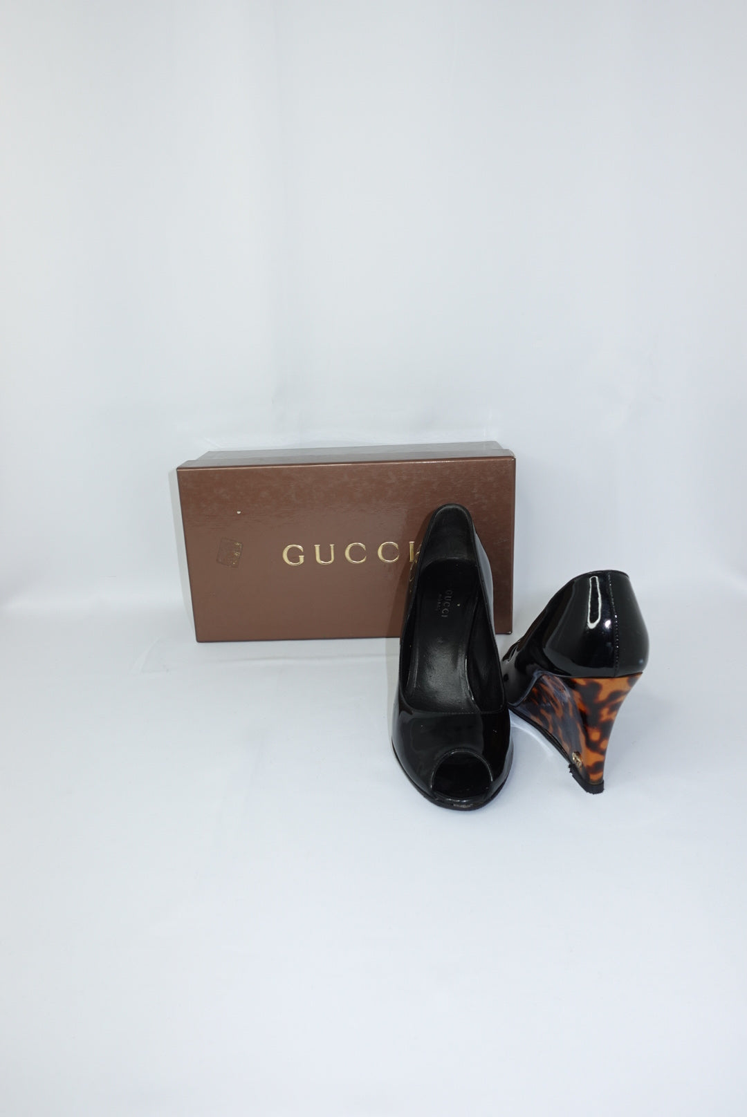 Gucci Tortoise Shell Open Toe Patent Leather Black Vintage Heels