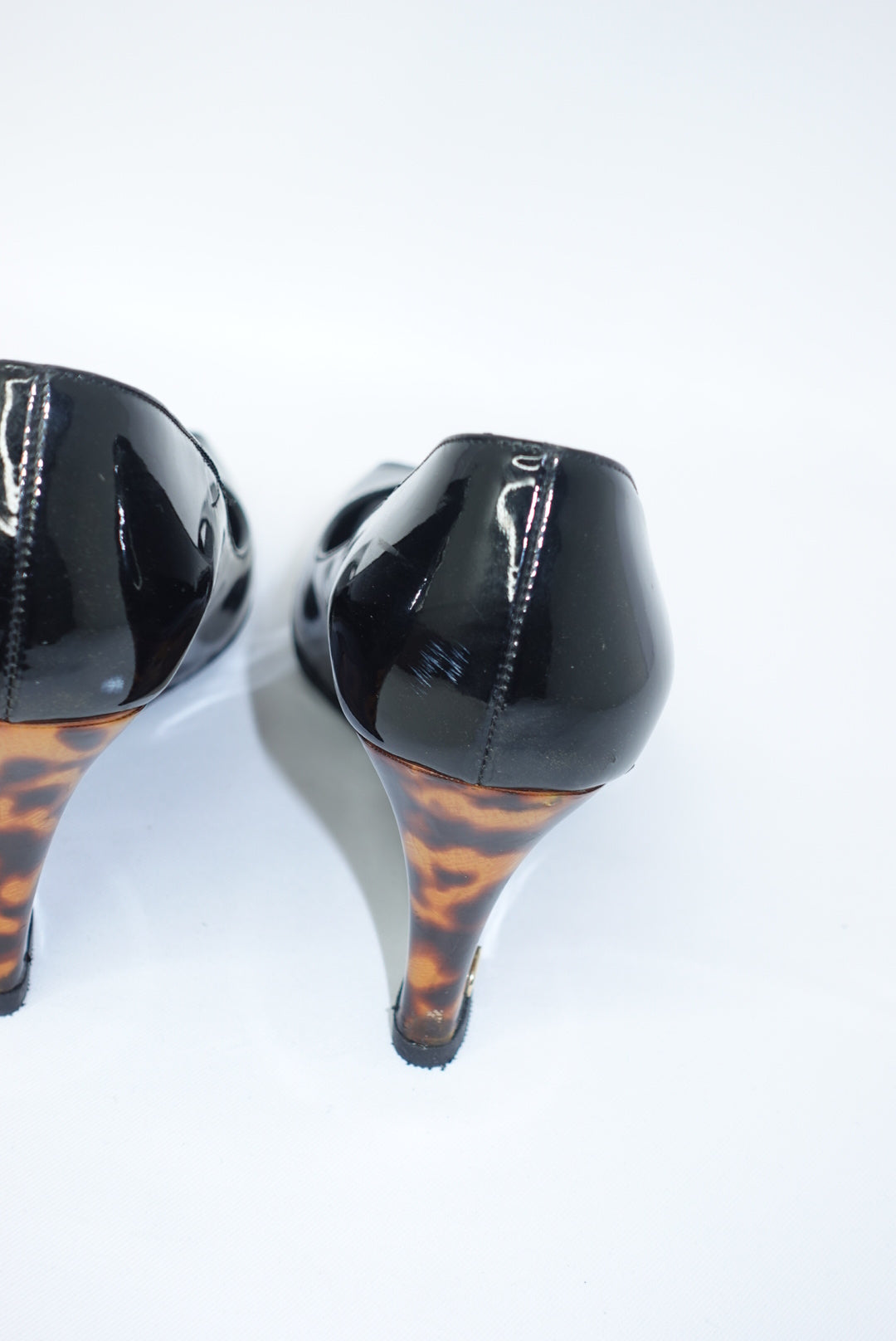 Gucci Tortoise Shell Open Toe Patent Leather Black Vintage Heels