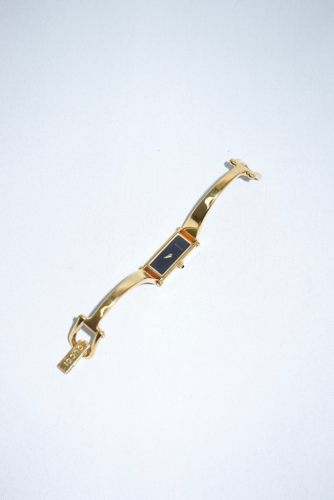 Gucci Vintage 1500L Horsebit Gold Watch With Black Dial