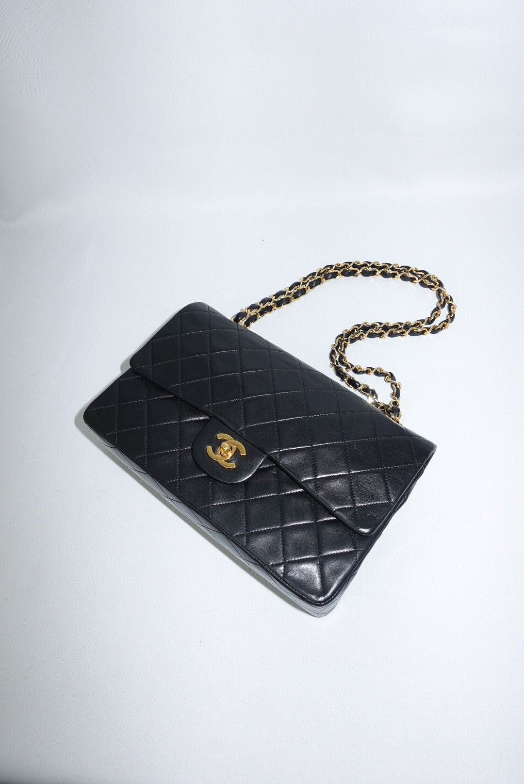 Chanel Vintage Classic Timeless 25 black double flap bag with gold hardware