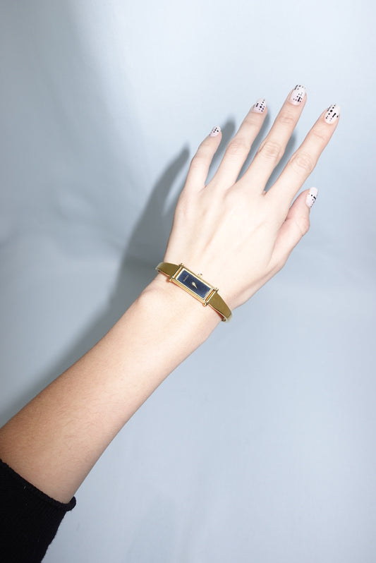 Gucci Vintage 1500L Horsebit Gold Watch With Black Dial