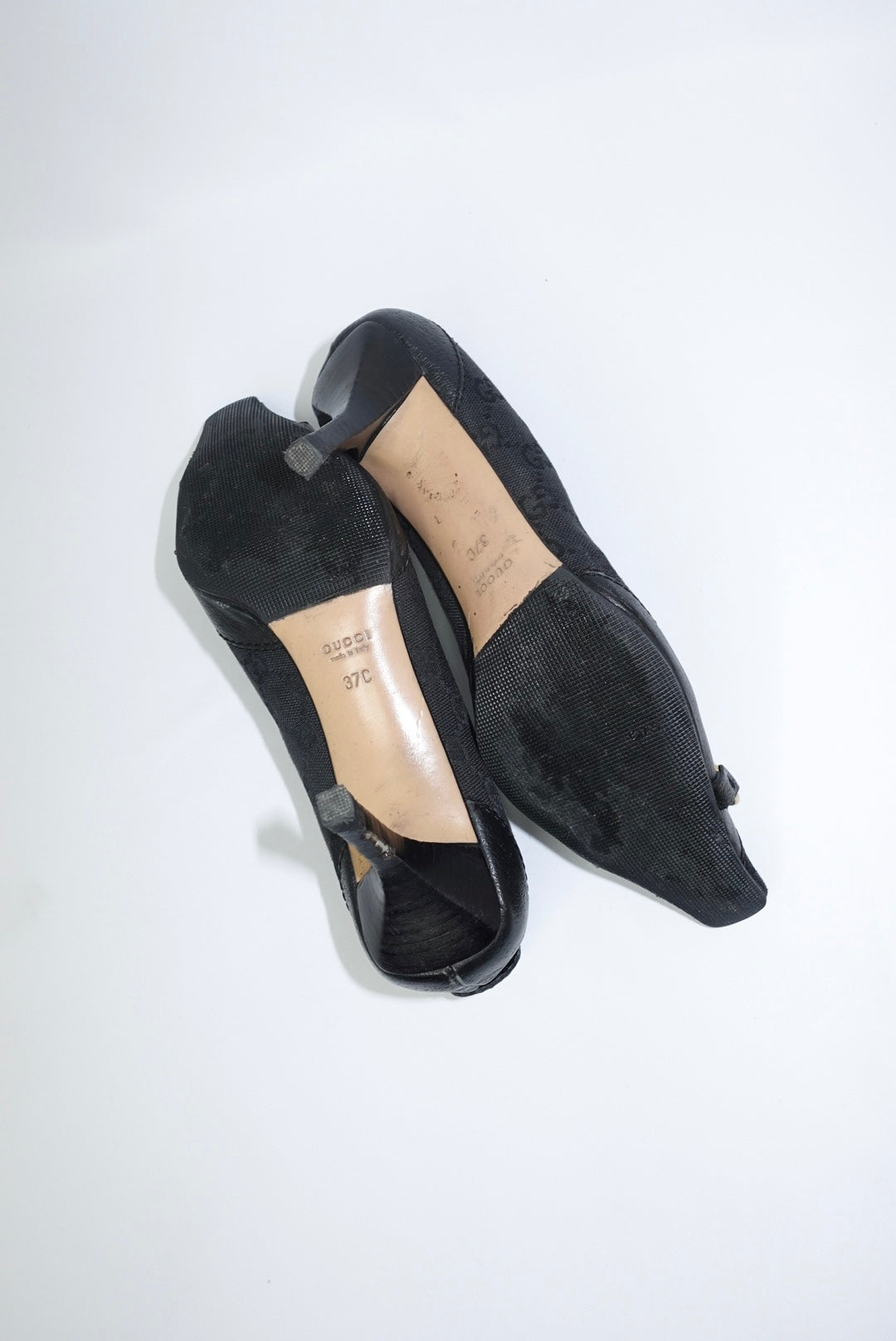 Gucci Black Monogram Canvas Horsebit Heels Gucci Black Monogram Canvas Horsebit Heels 37C