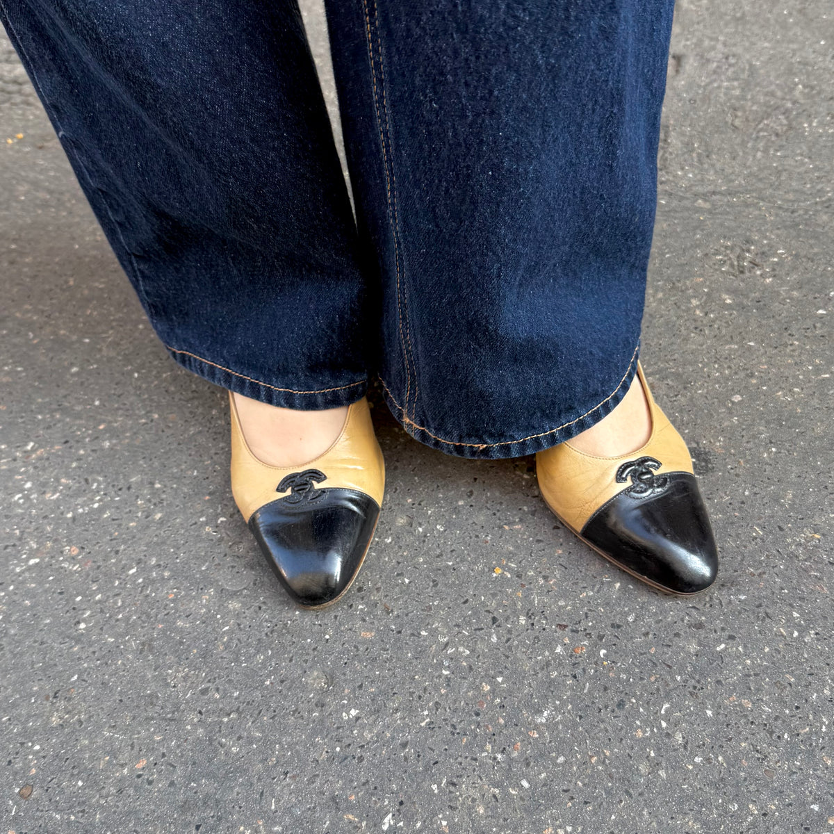 Chanel Black and Beige Ballerina Pumps 39