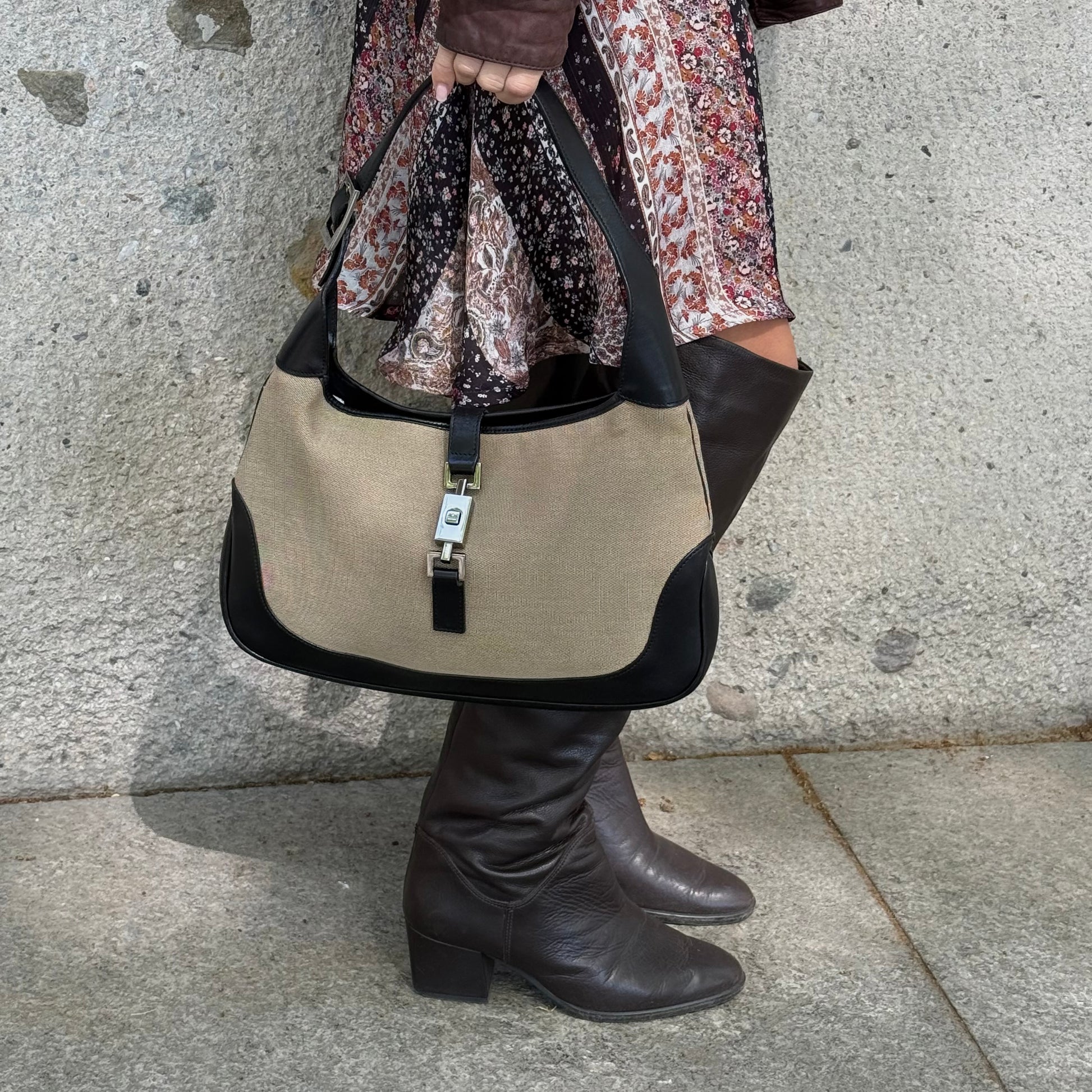 Gucci Vintage Jackie Black Leather & Beige Canvas Shoulder Bag