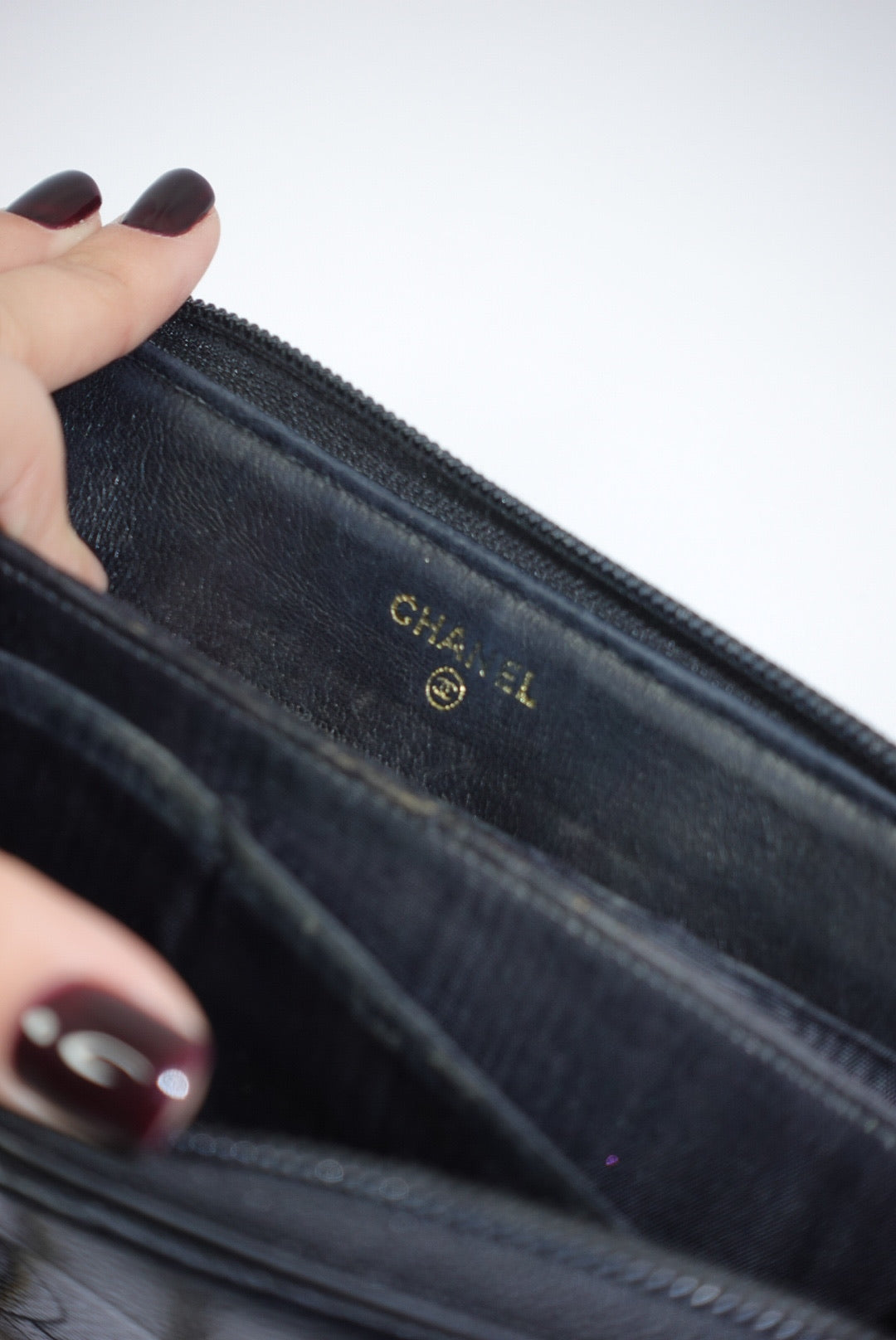 Chanel Re-Worked Zip Vintage Black Interlocking CC Logo Caviar Wallet with Chain