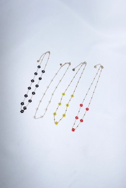 Flower Necklace In Stainless Steel