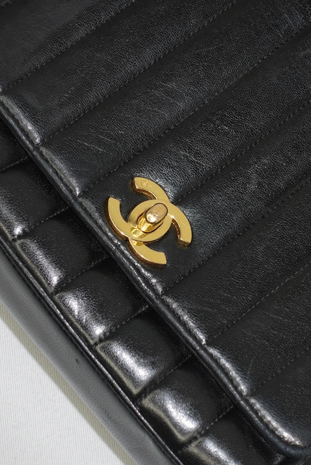 Borsa a tracolla Chanel Vintage in pelle di agnello trapuntata